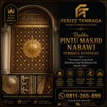 Replika Pintu Masjid Nabawi Tembaga